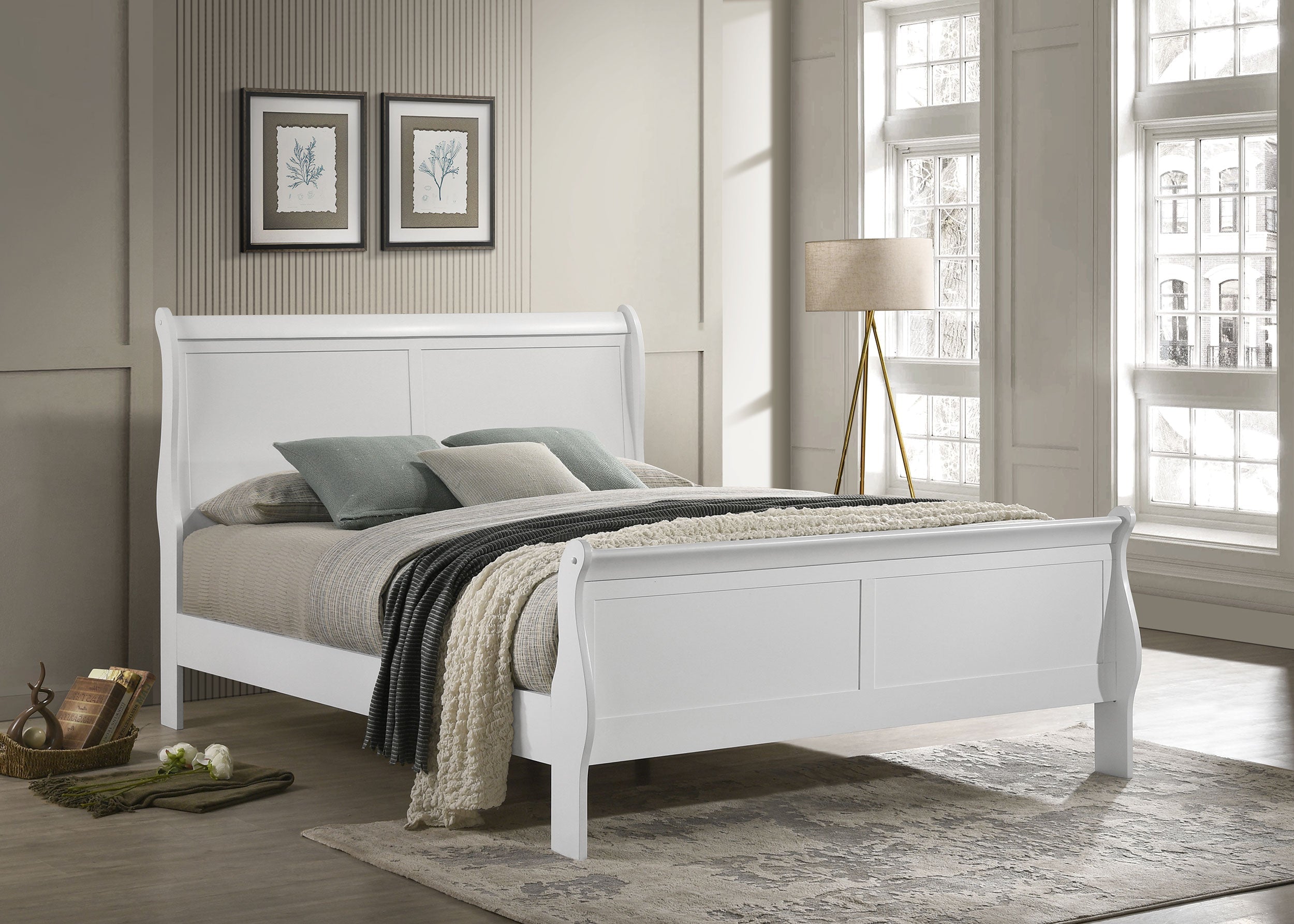 Louis Philippe 47-inch Sleigh Panel Bed White