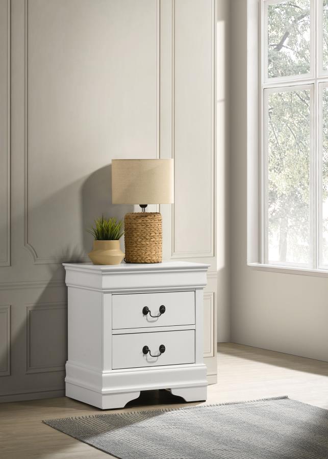 Louis Philippe 2-drawer Nightstand