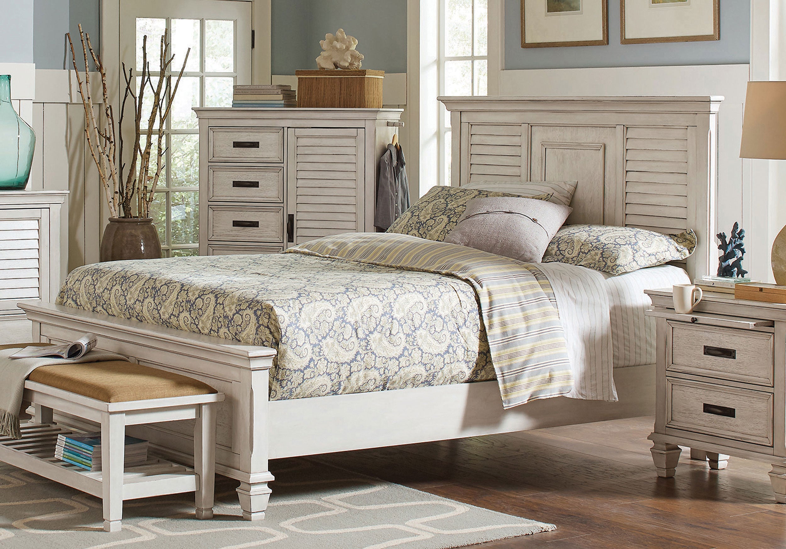 Franco Wood Panel Bed Distressed White