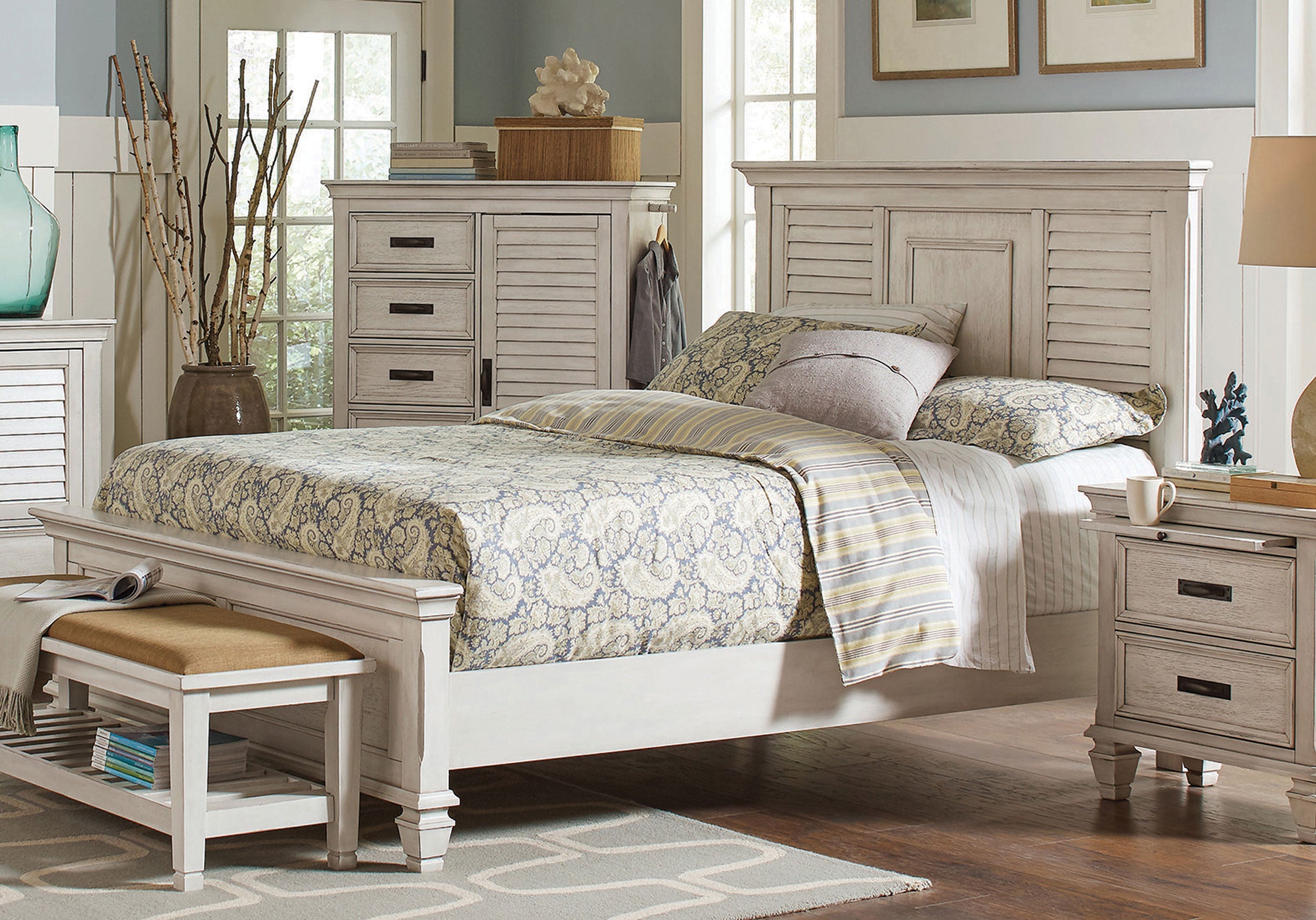 Franco Wood Panel Bed Distressed White