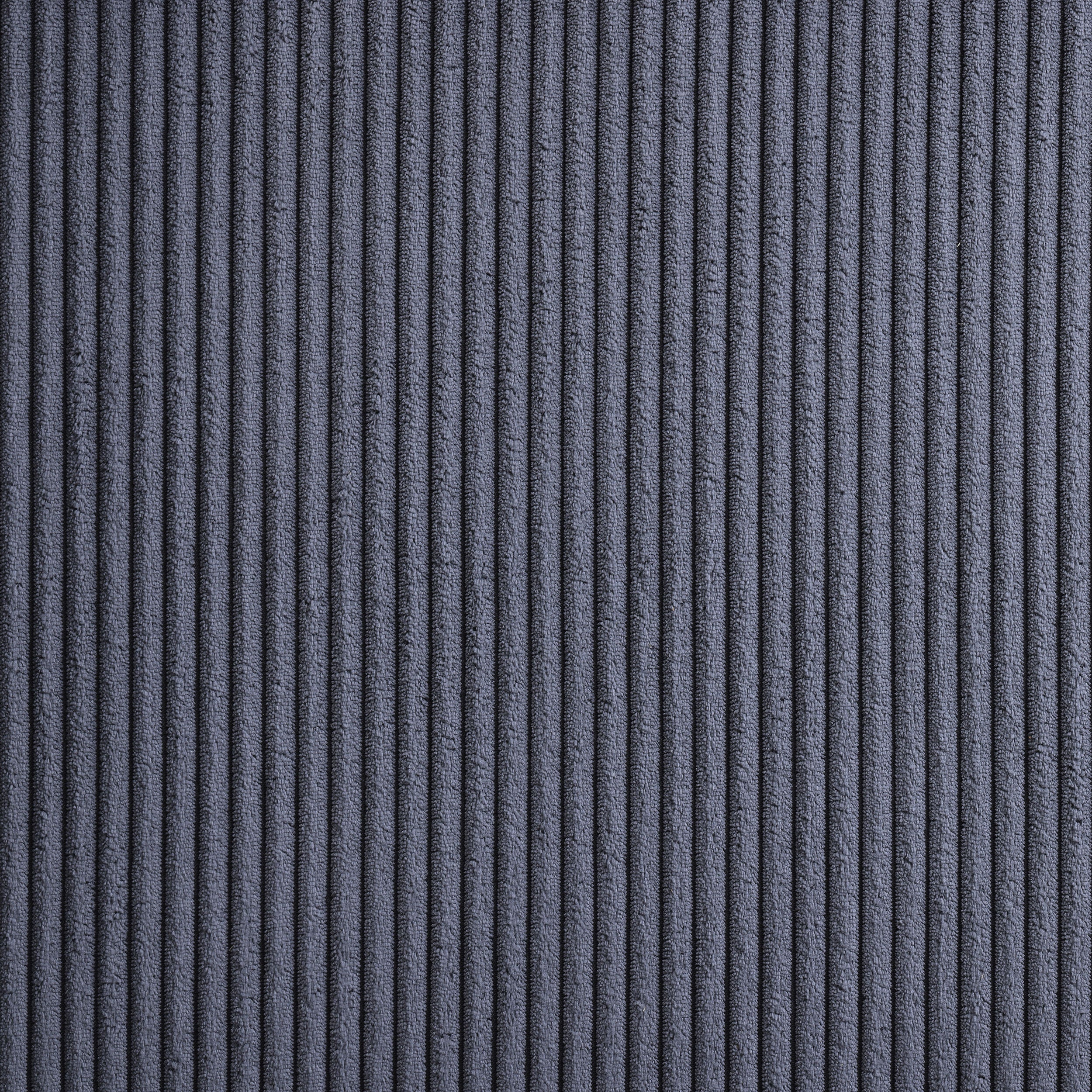 Tisdall Upholstered Cal King Flame Visualizer Bed Black