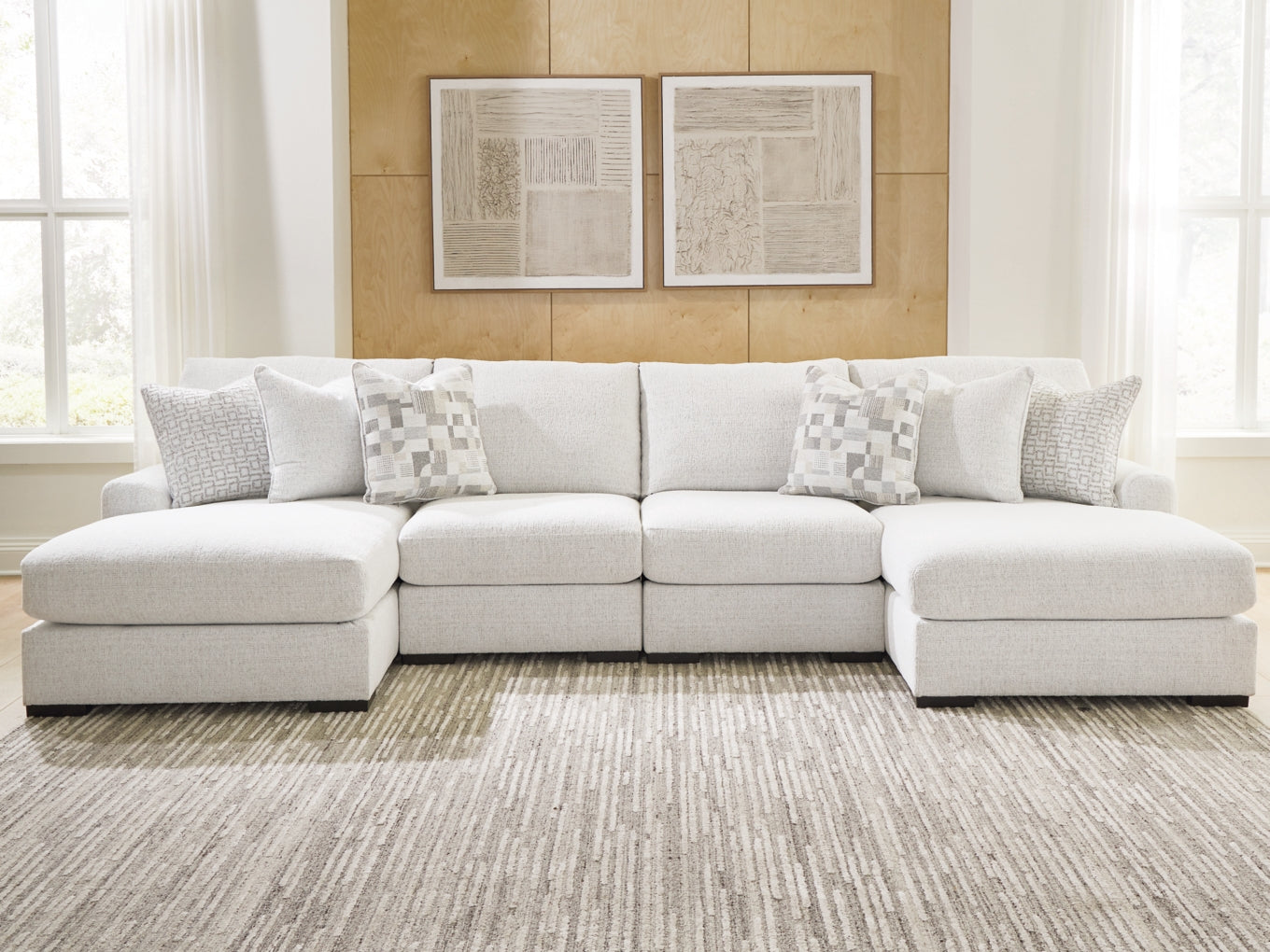 Wynncroft Manor 4-Piece Double Chaise Sectional