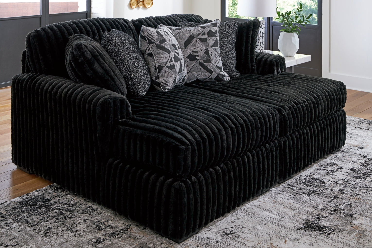 Midnight-Madness Super Chaise Loveseat