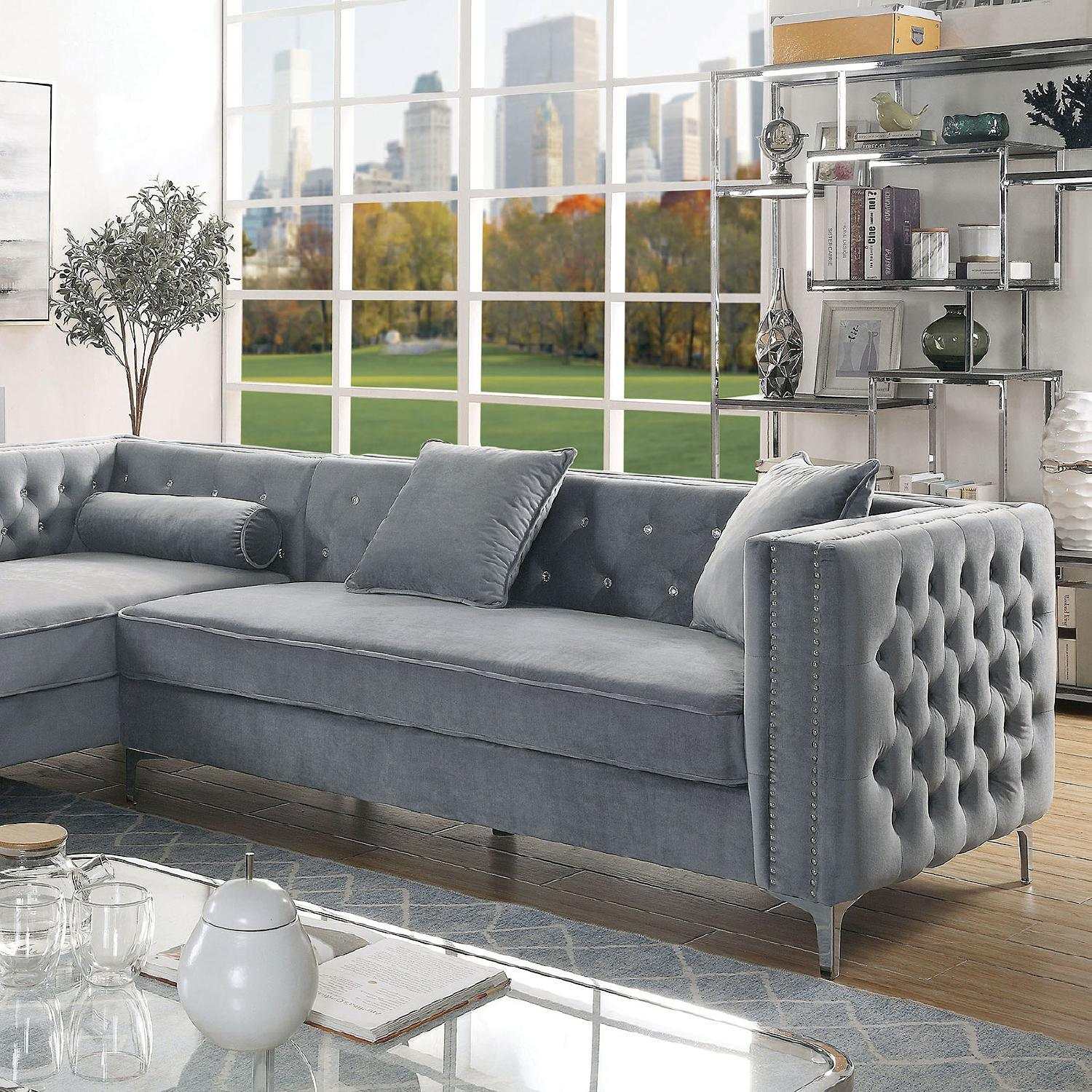 Amie Gray L Shape Sectional Sofa w/ Storage Chaise