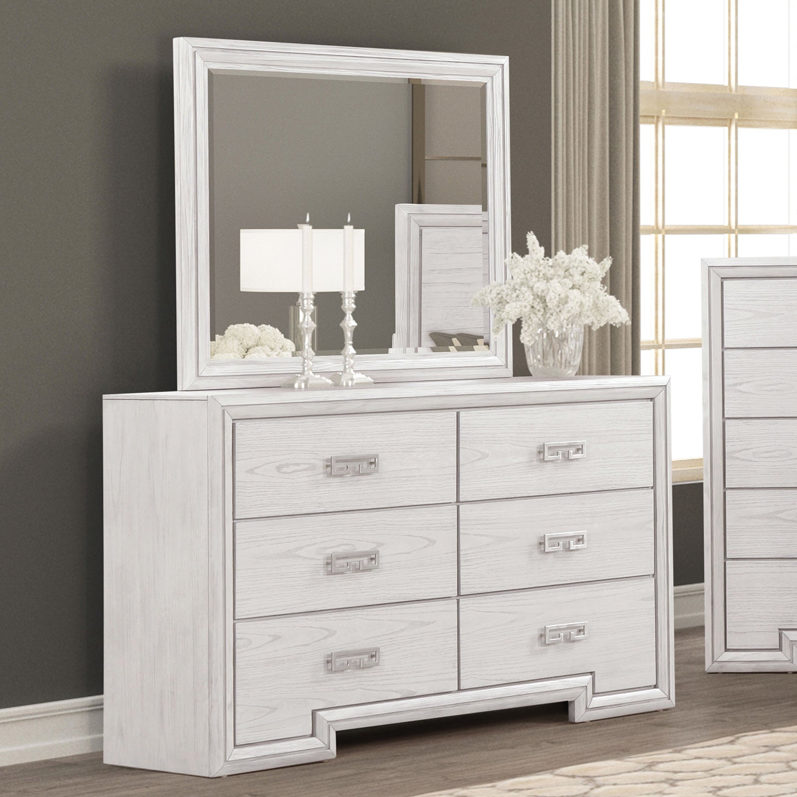 Basilone White Mirror