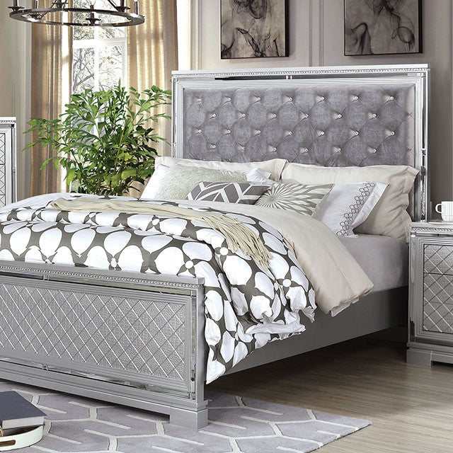 Belleterre Gray/Silver & Mirrored 5pc Queen Panel Bedroom Set