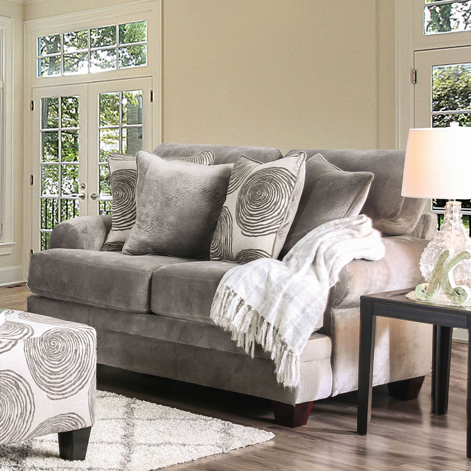 Bonaventura Gray/Pattern Sofa & Loveseat