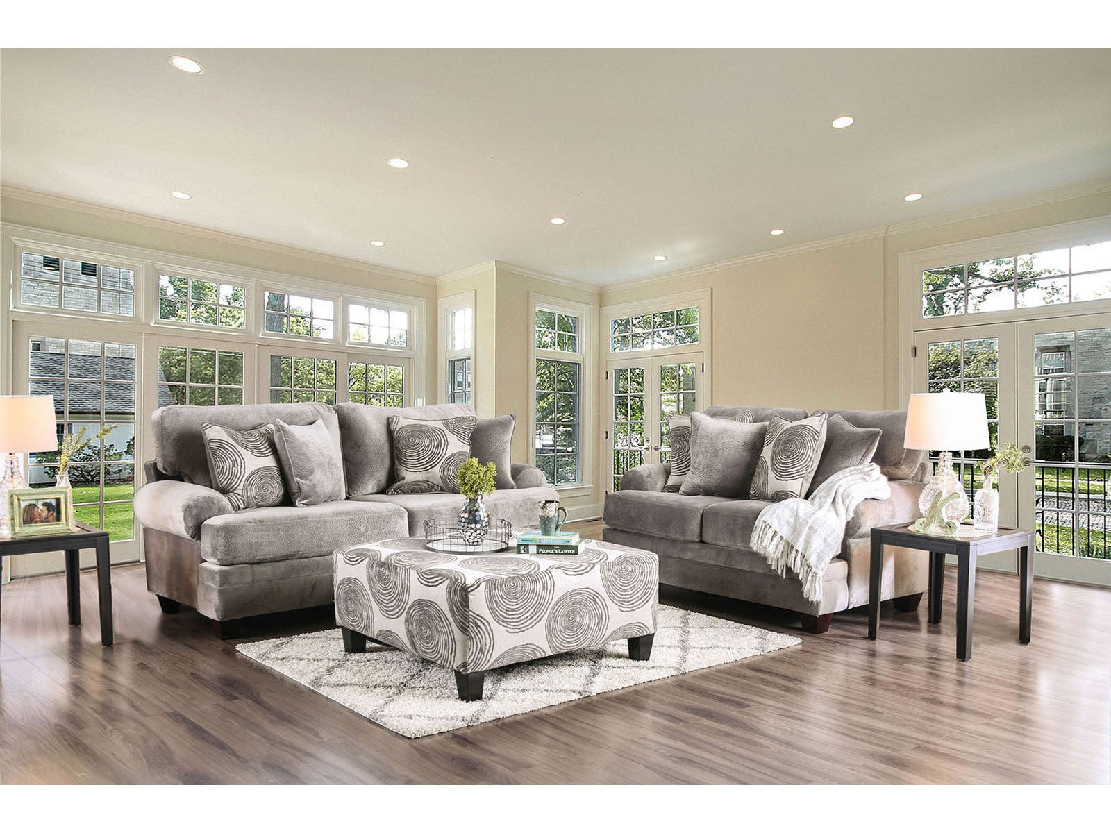 Bonaventura Gray/Pattern Sofa & Loveseat