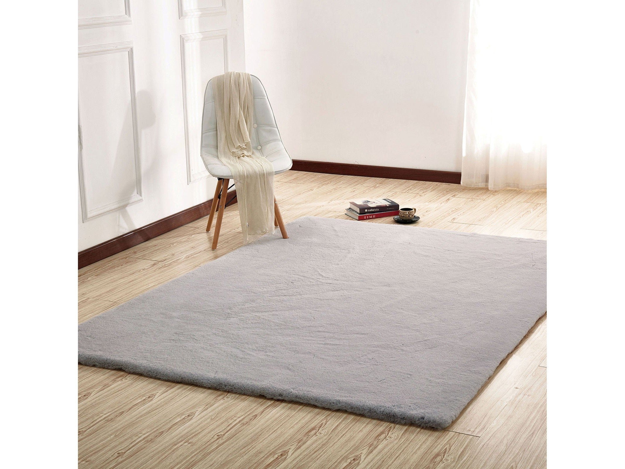 Caparica Silver 5' X 7' Area Rug