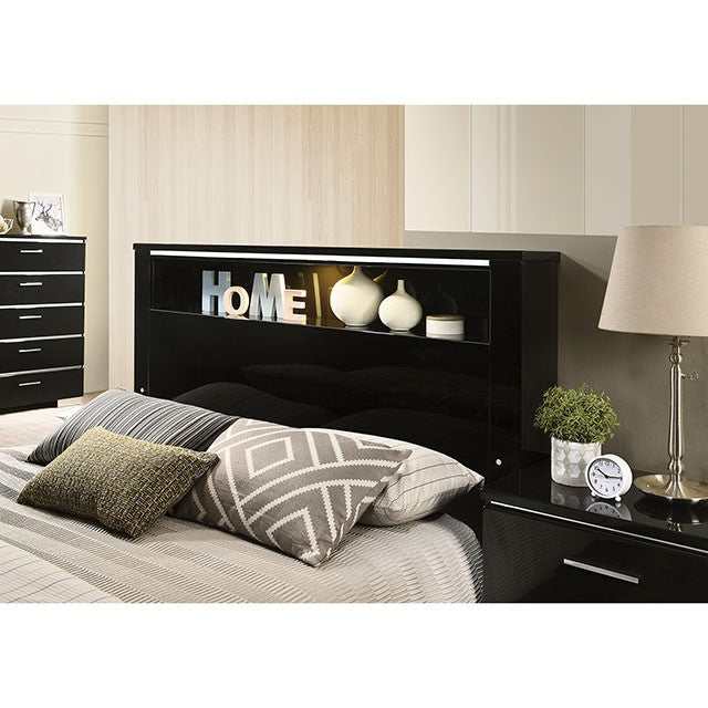 Carlie Black/Chrome Queen Bed