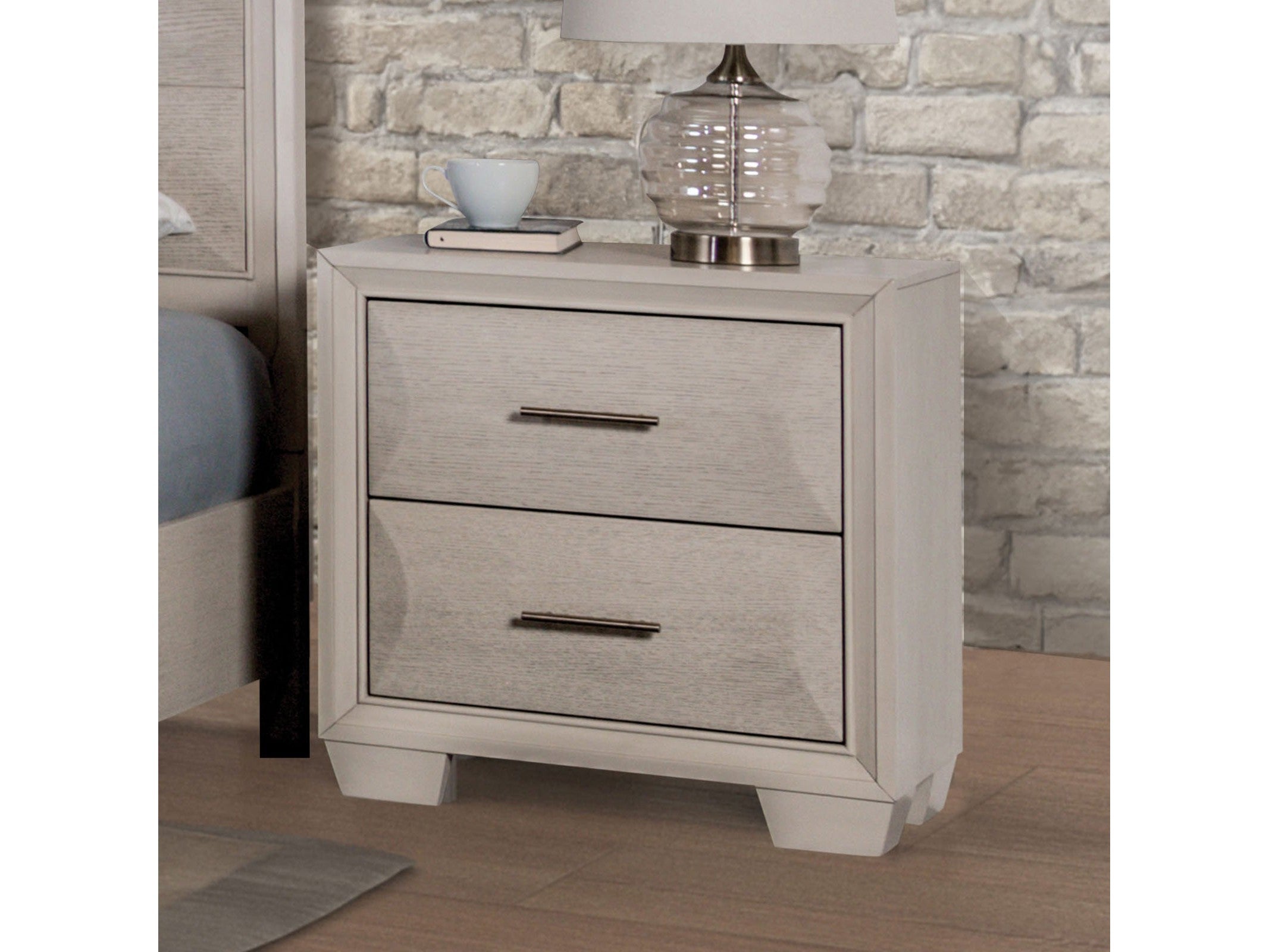 Chemnitz White Nightstand