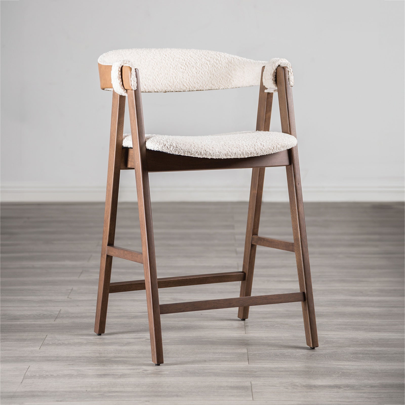 Ebikon Walnut 5 Pc. Counter Height Set
