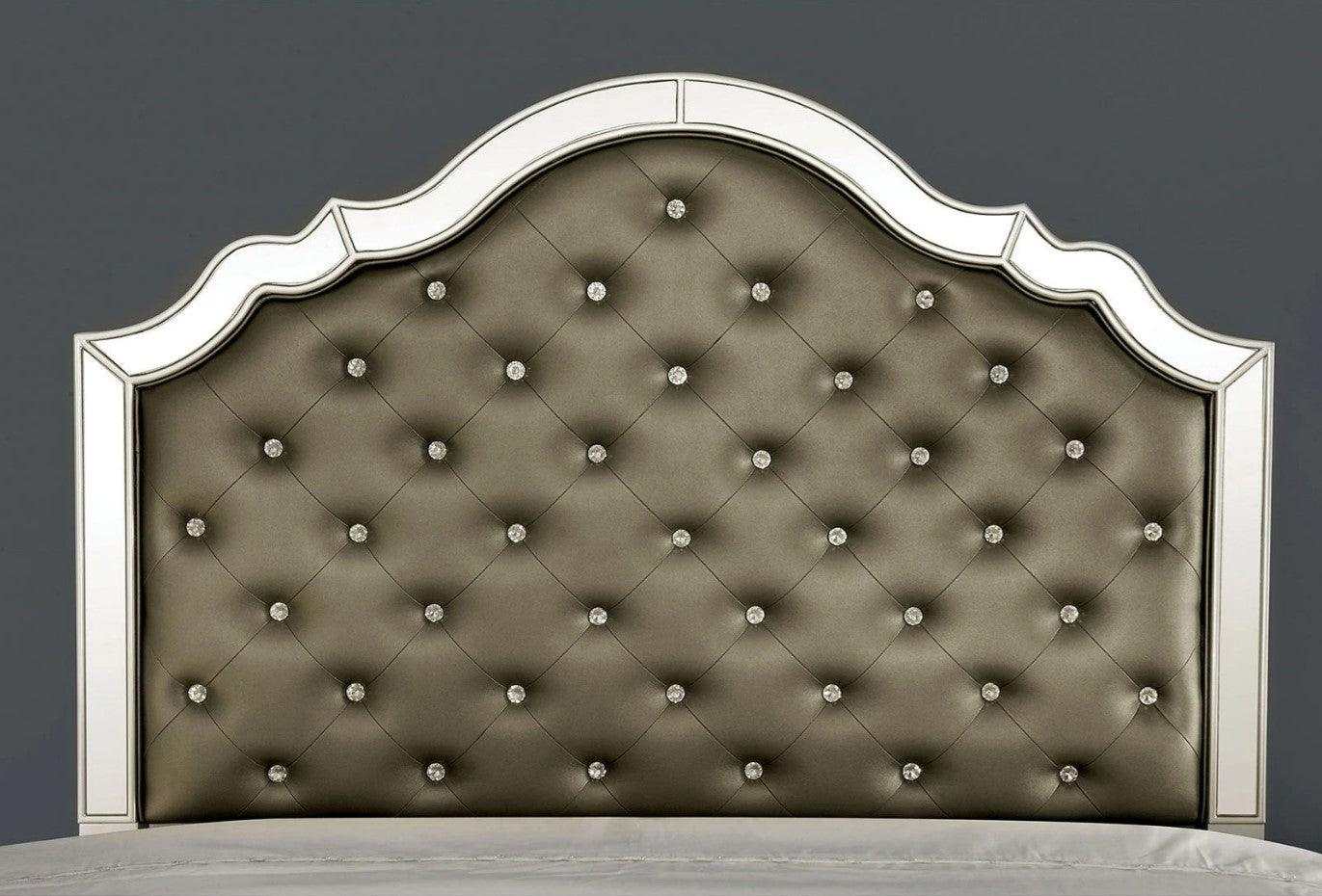 Eliora Silver & Mirrored Queen Bed