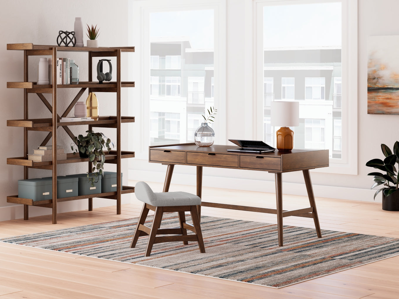 Lyncott Home Office Desk With Chair