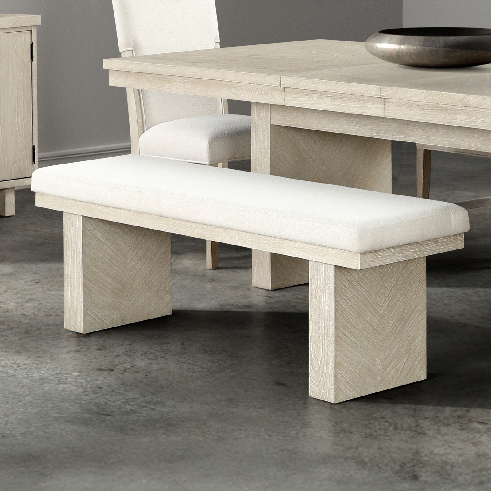 Hagerman Natural 6 Pc. Dining Room Set