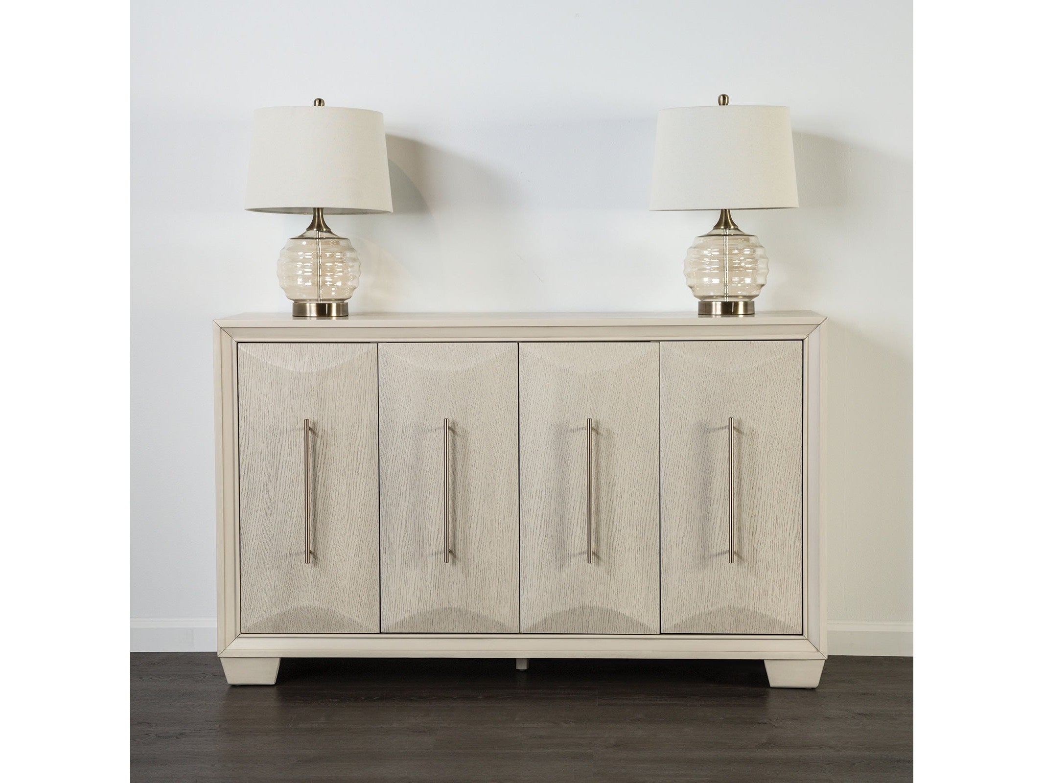 Hinwitz White Server