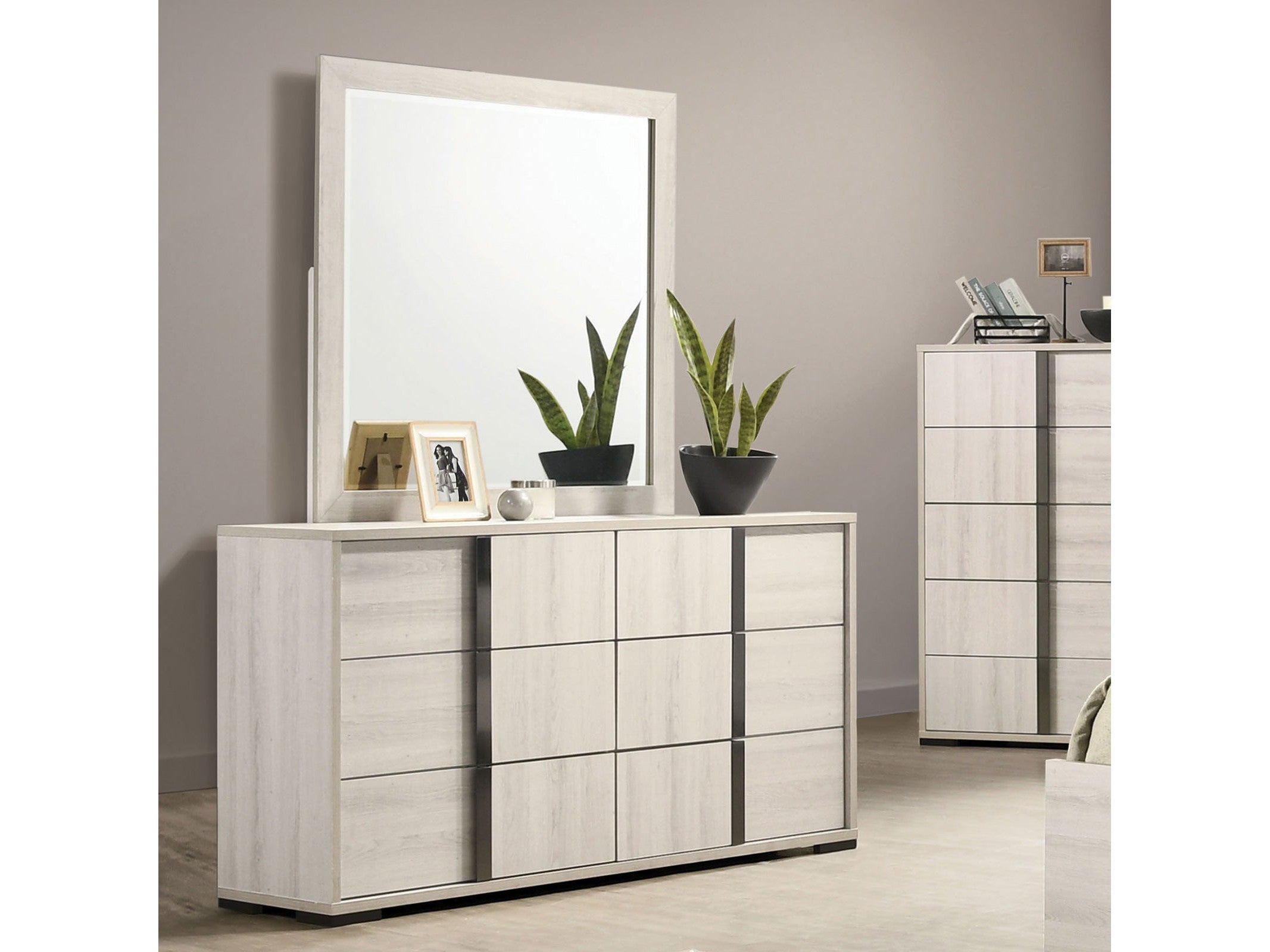 Horten Whitewash Dresser