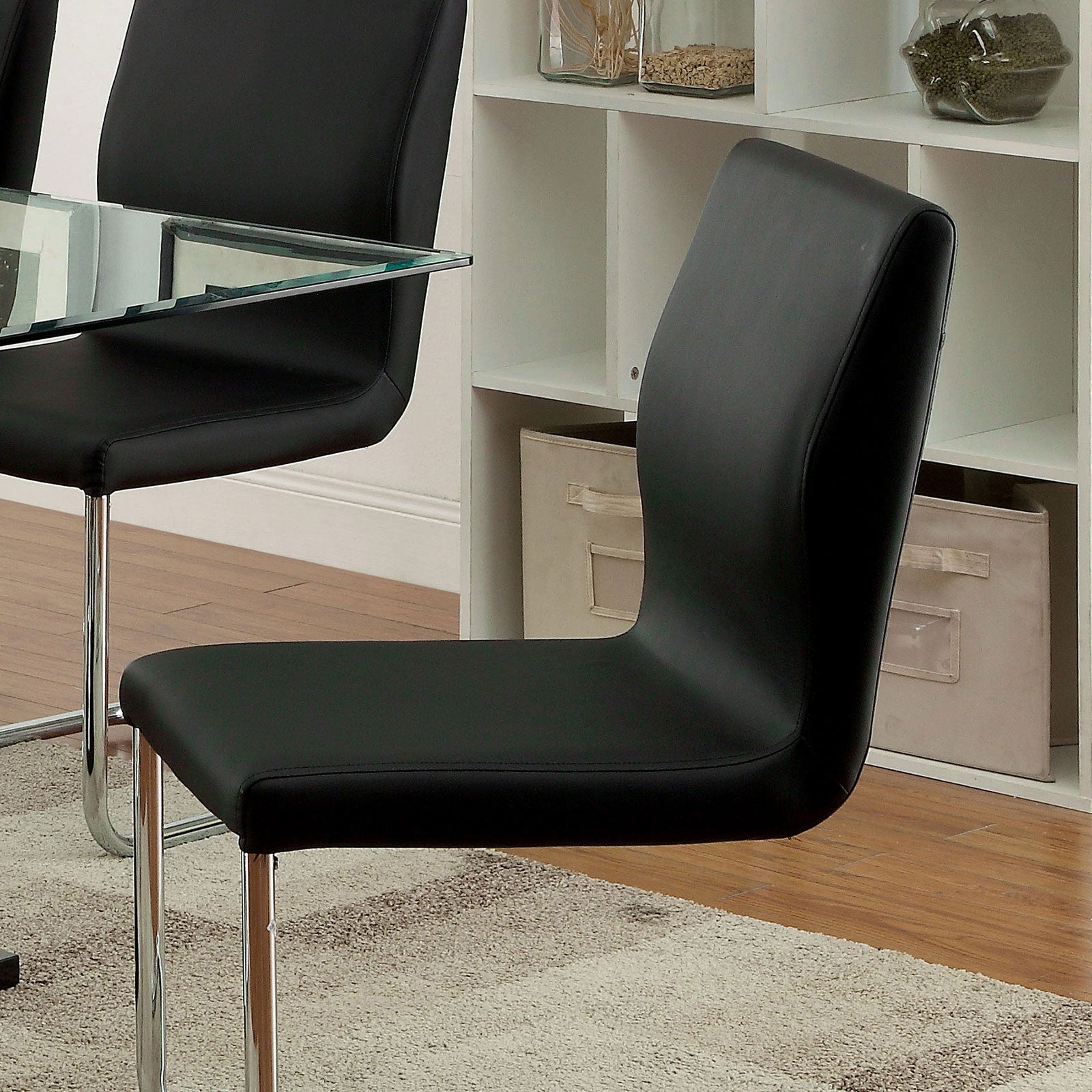Lodia Black 7 Pc. Dining Room Set