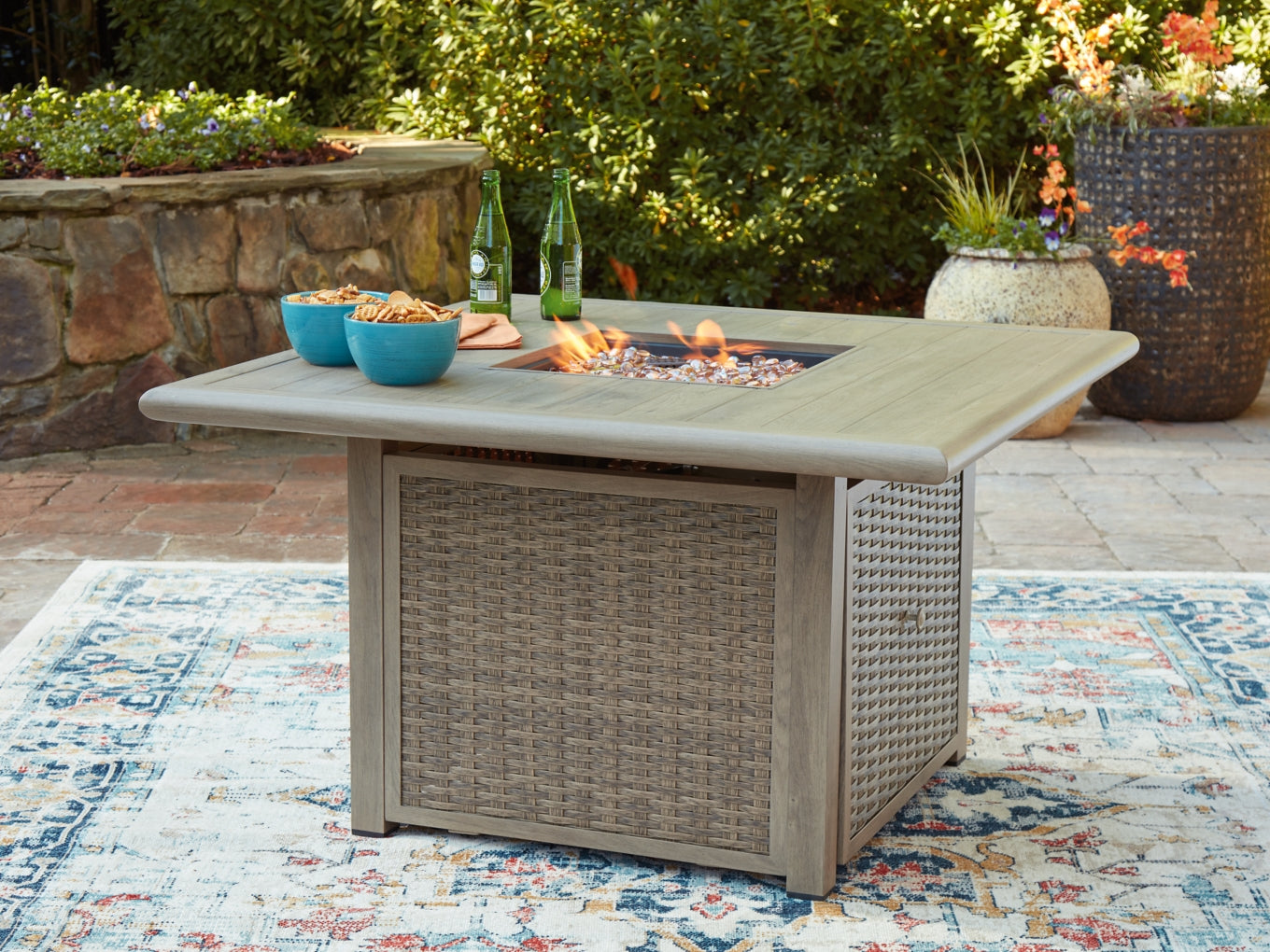 Carisbo Square Fire Pit Table