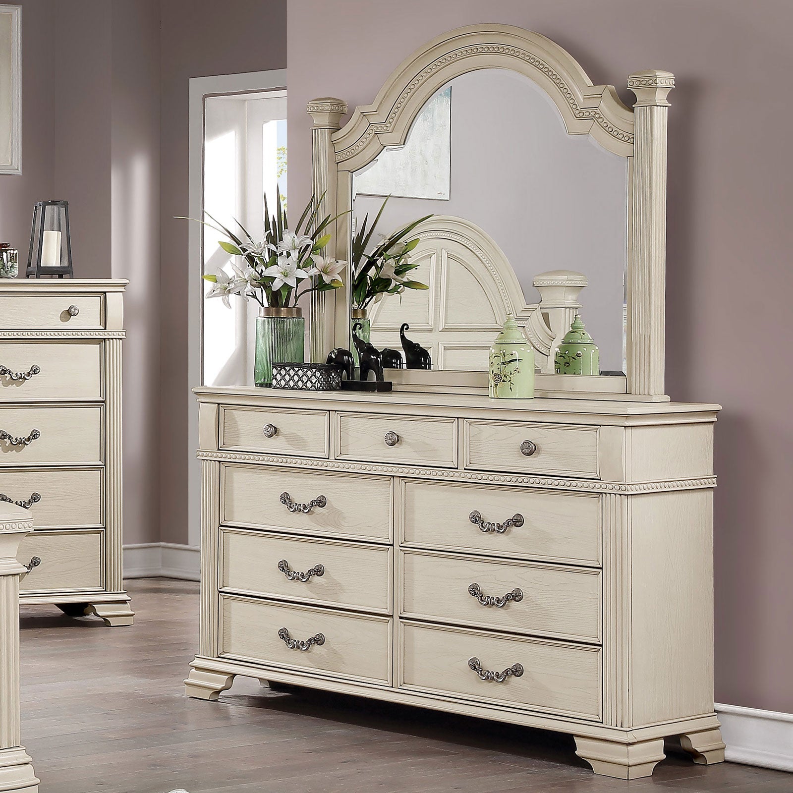 Pamphilos Antique White Queen Bed & Nightstand & Dresser & Mirror