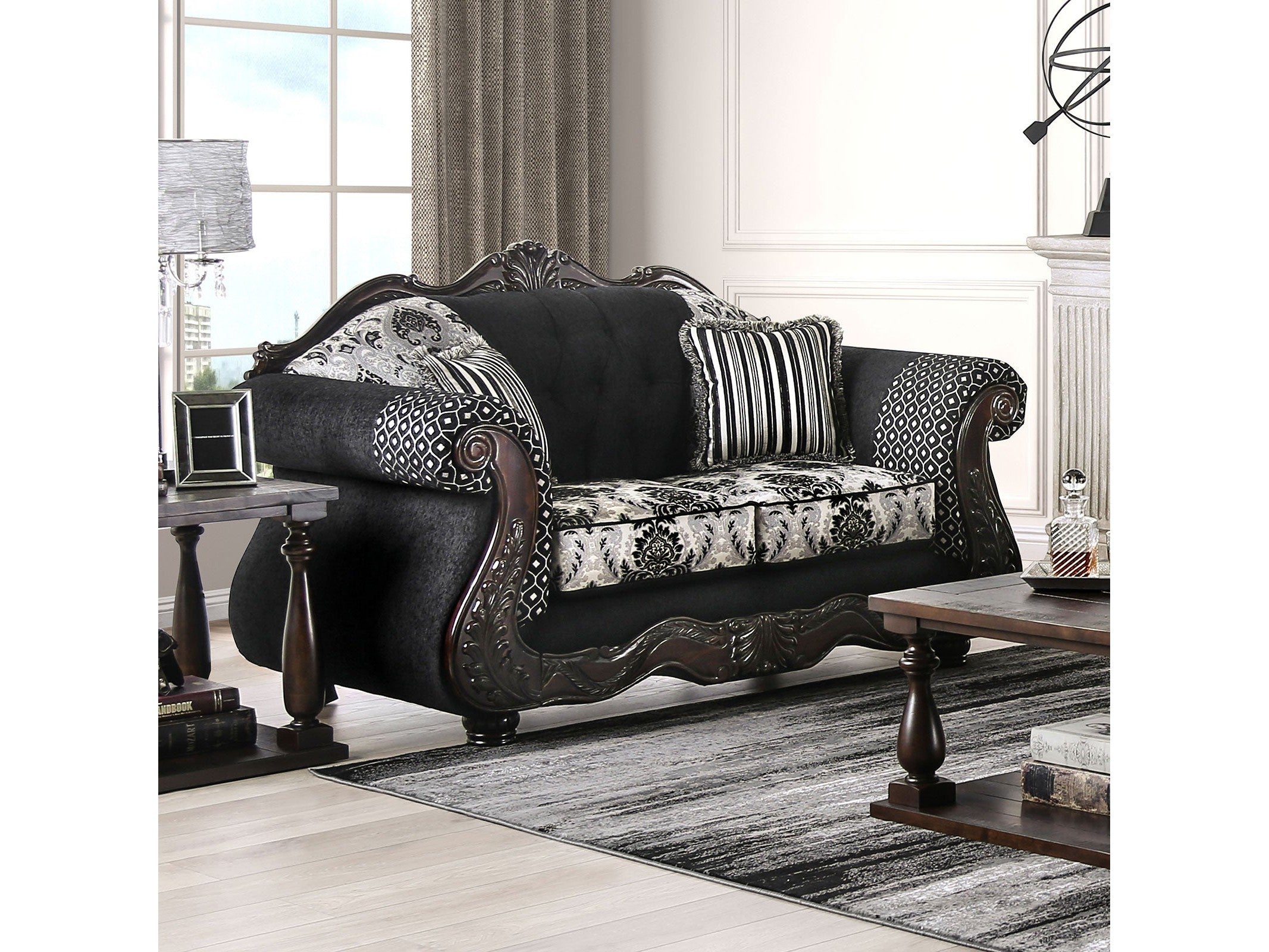 Ronja Black Loveseat