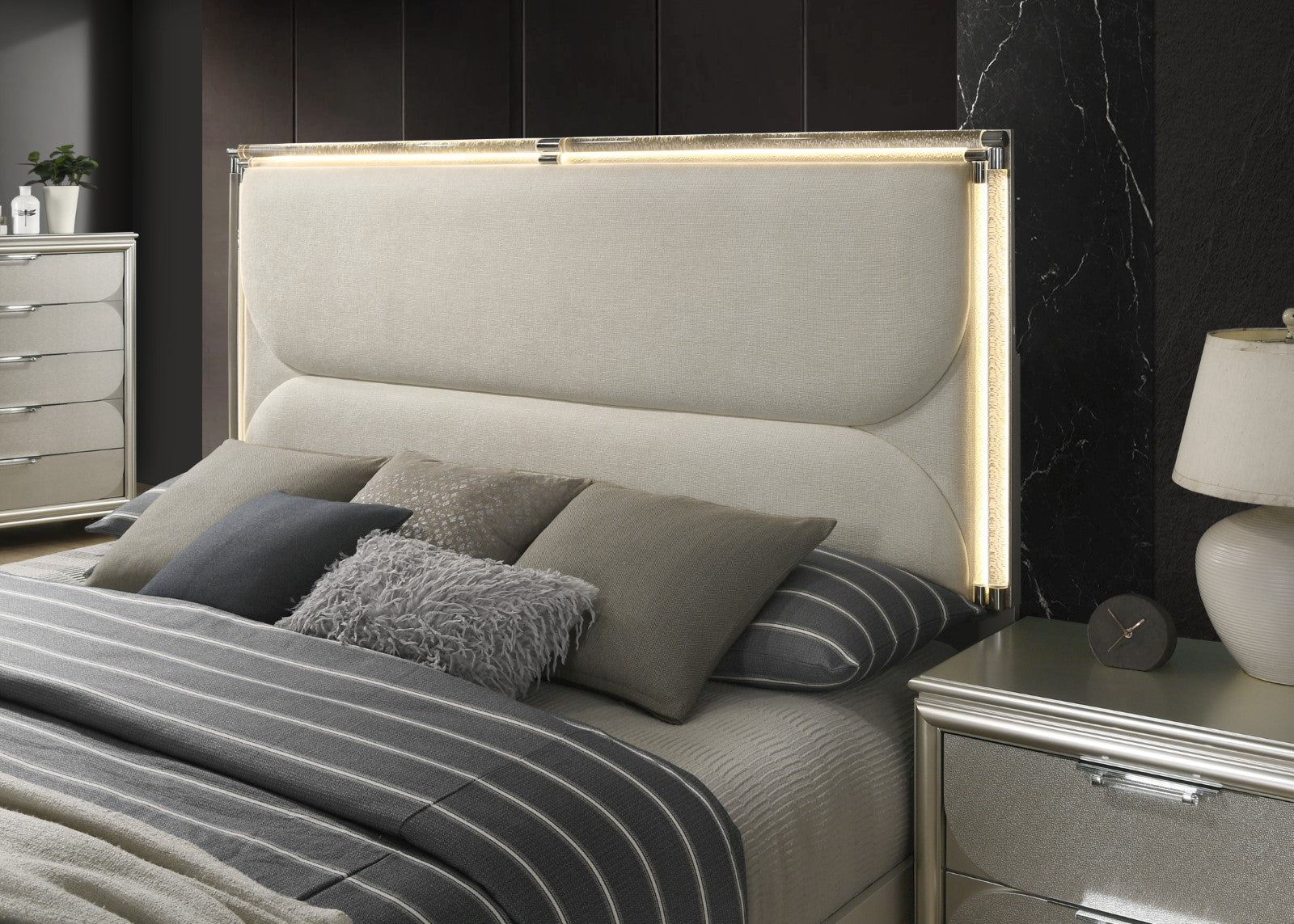 Sheridan Silver Eastern King Bed