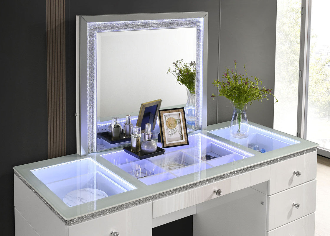 Stoholm White Vanity