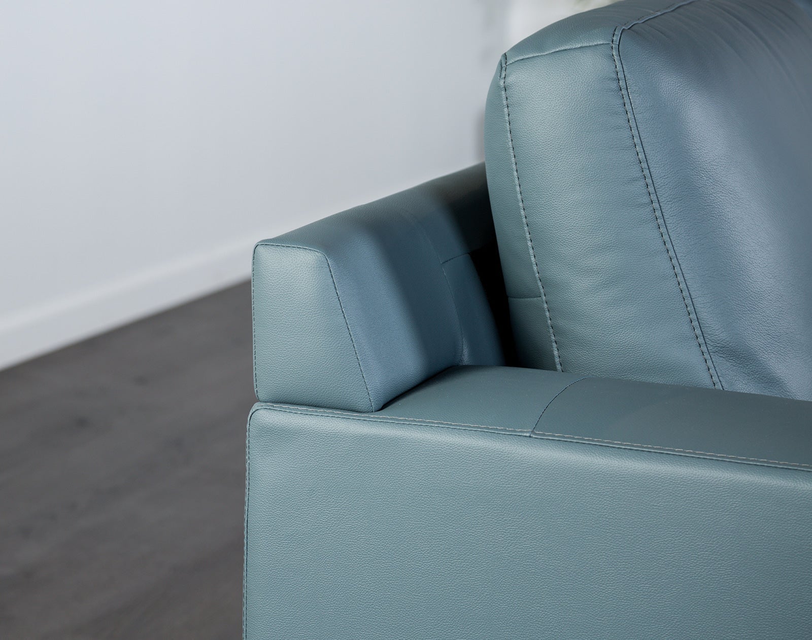 Stordal Blue Left-Chaise Sectional