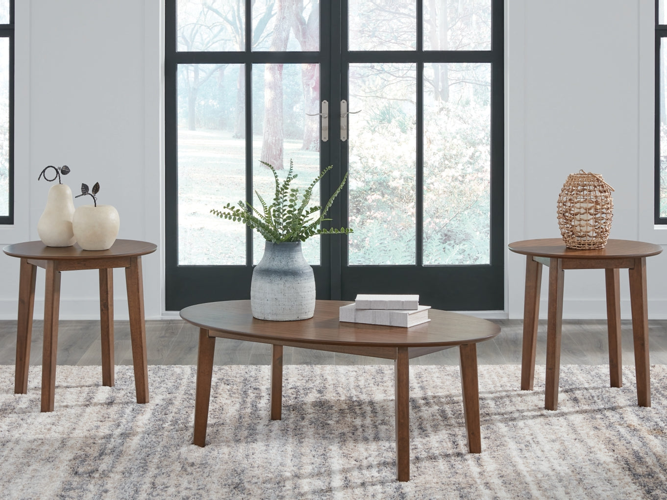 Gordonay Occasional Table Set