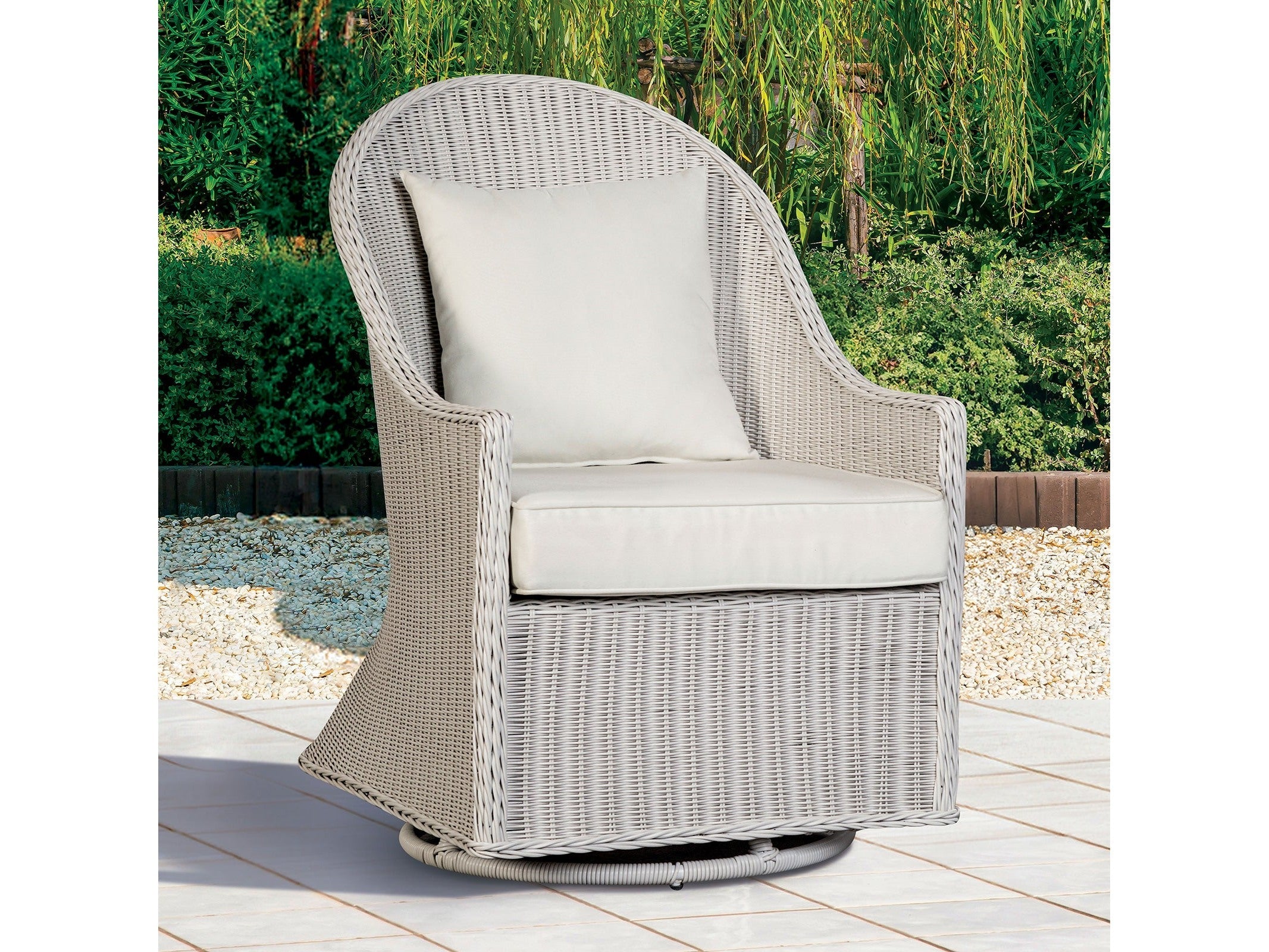 Tomohon White Swivel Outdoor Chair