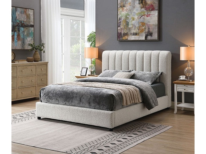 Traverso White E.King Bed