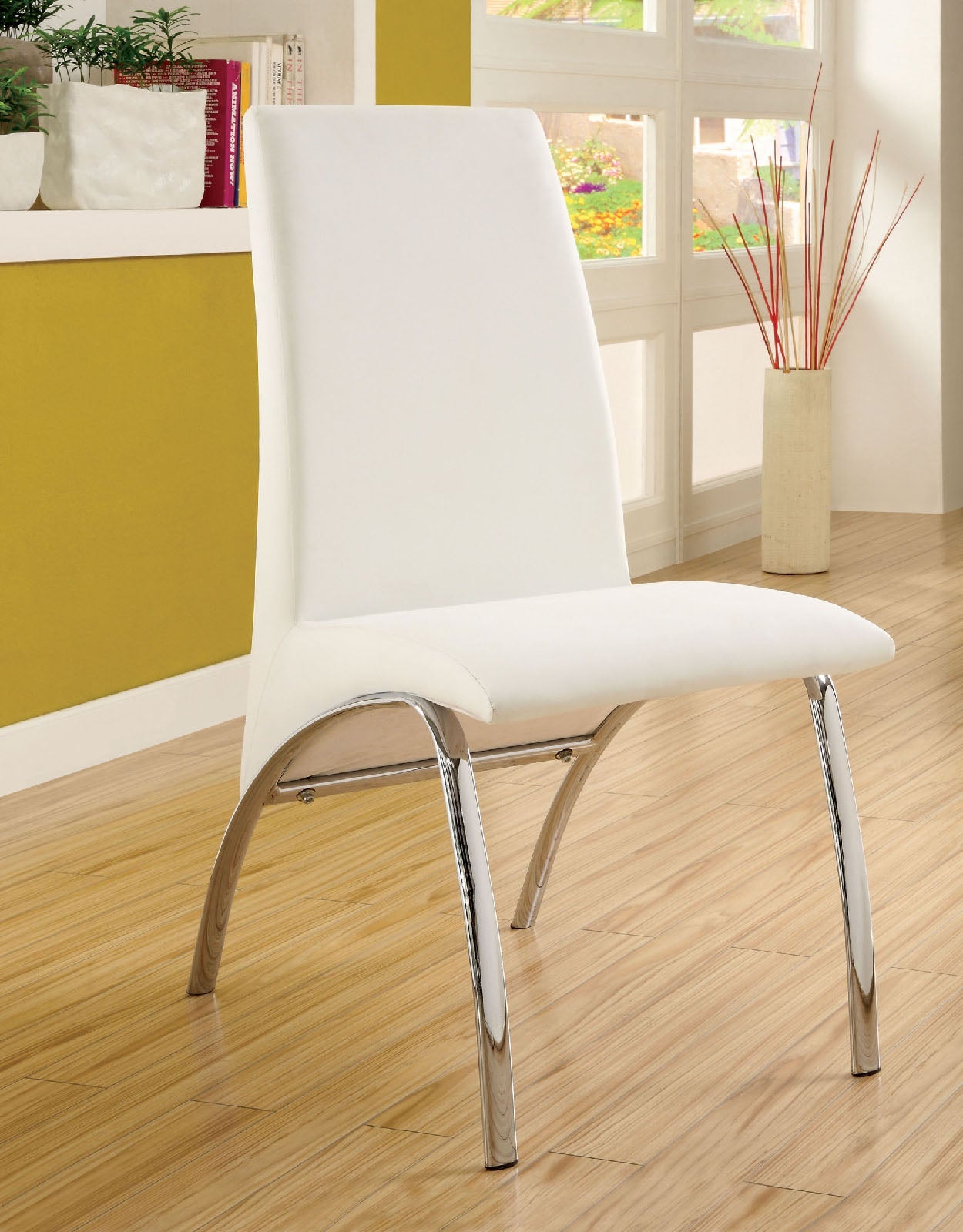 Wailoa White 7 Pc. Dining Set