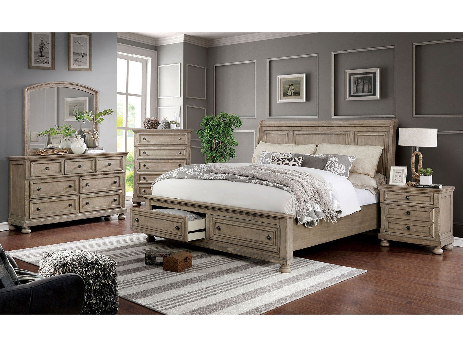 Wells Gray 5 Pc. Queen Bedroom Set w/ Night Stand