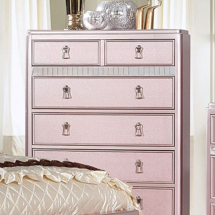 Avior Chests