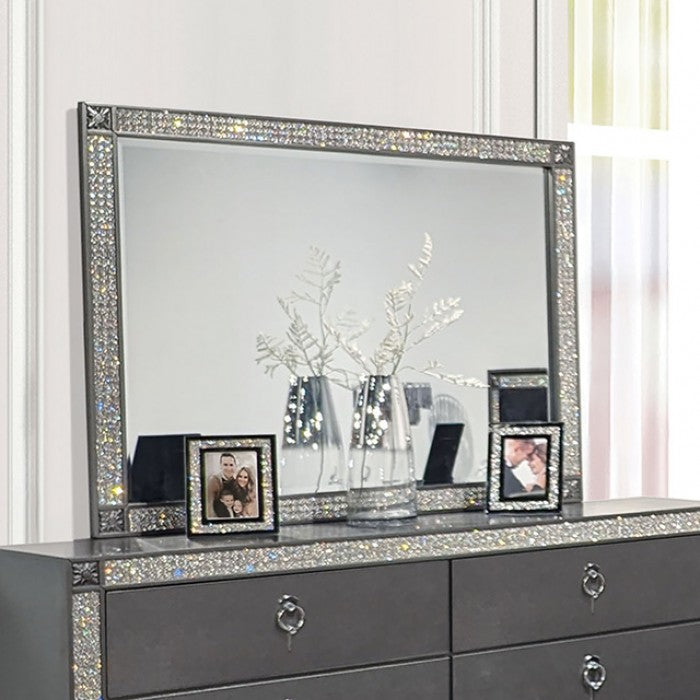 Lyanne Mirrors