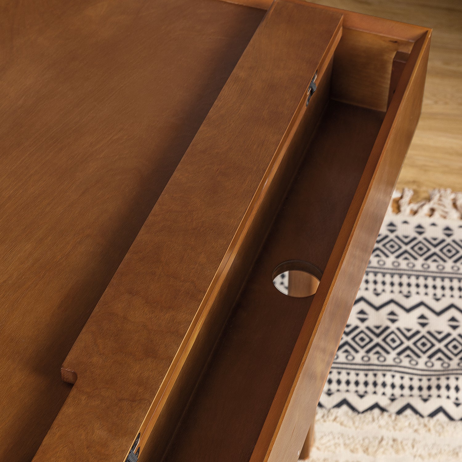 Edward Desk in Walnut