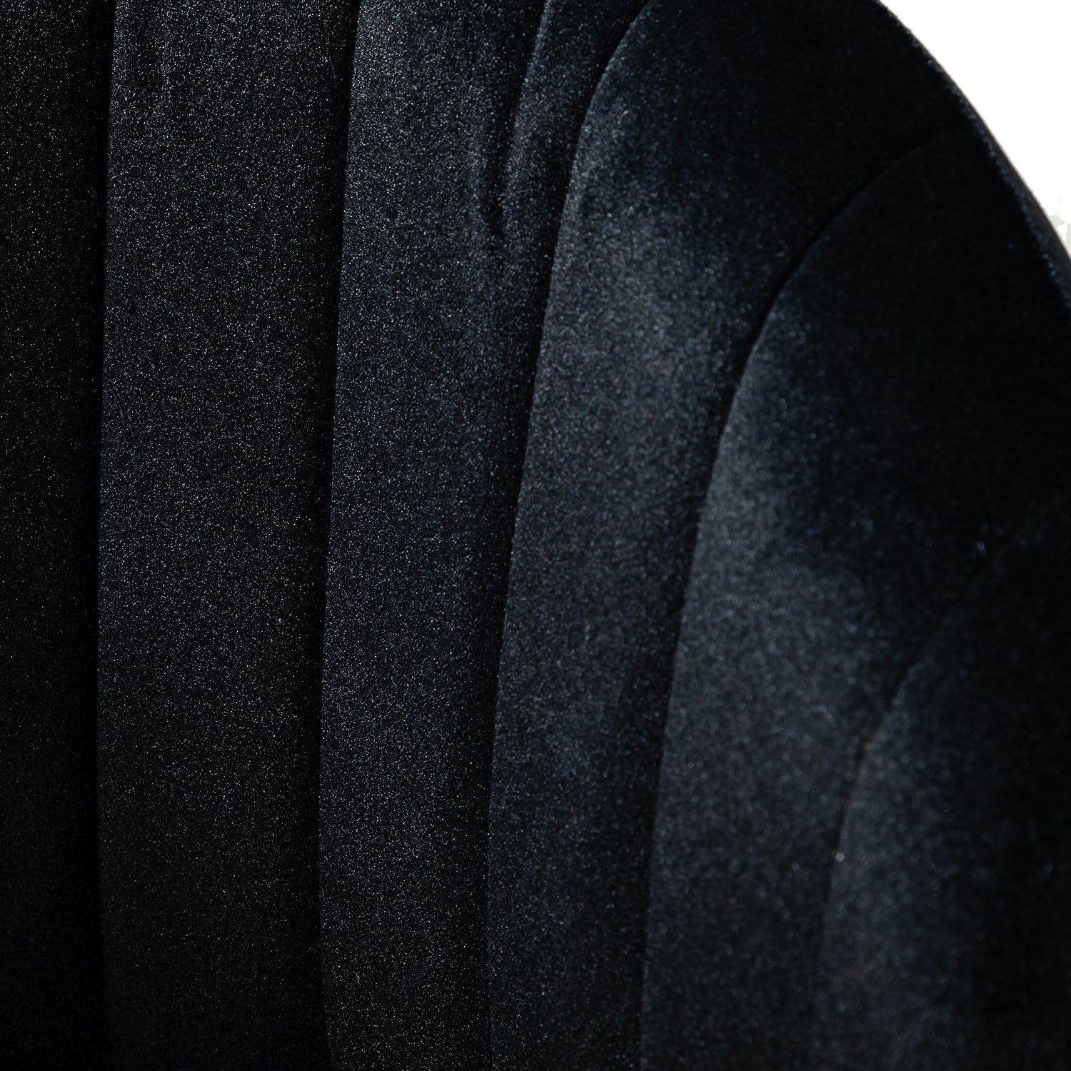Ilia Task Chair in Black