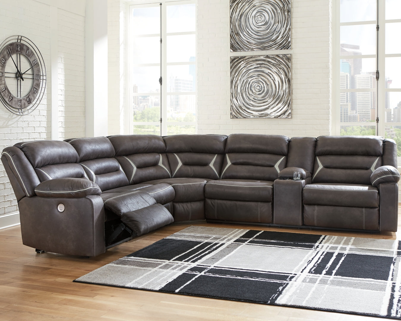 Kincord 2-Piece Sectional with Recliner