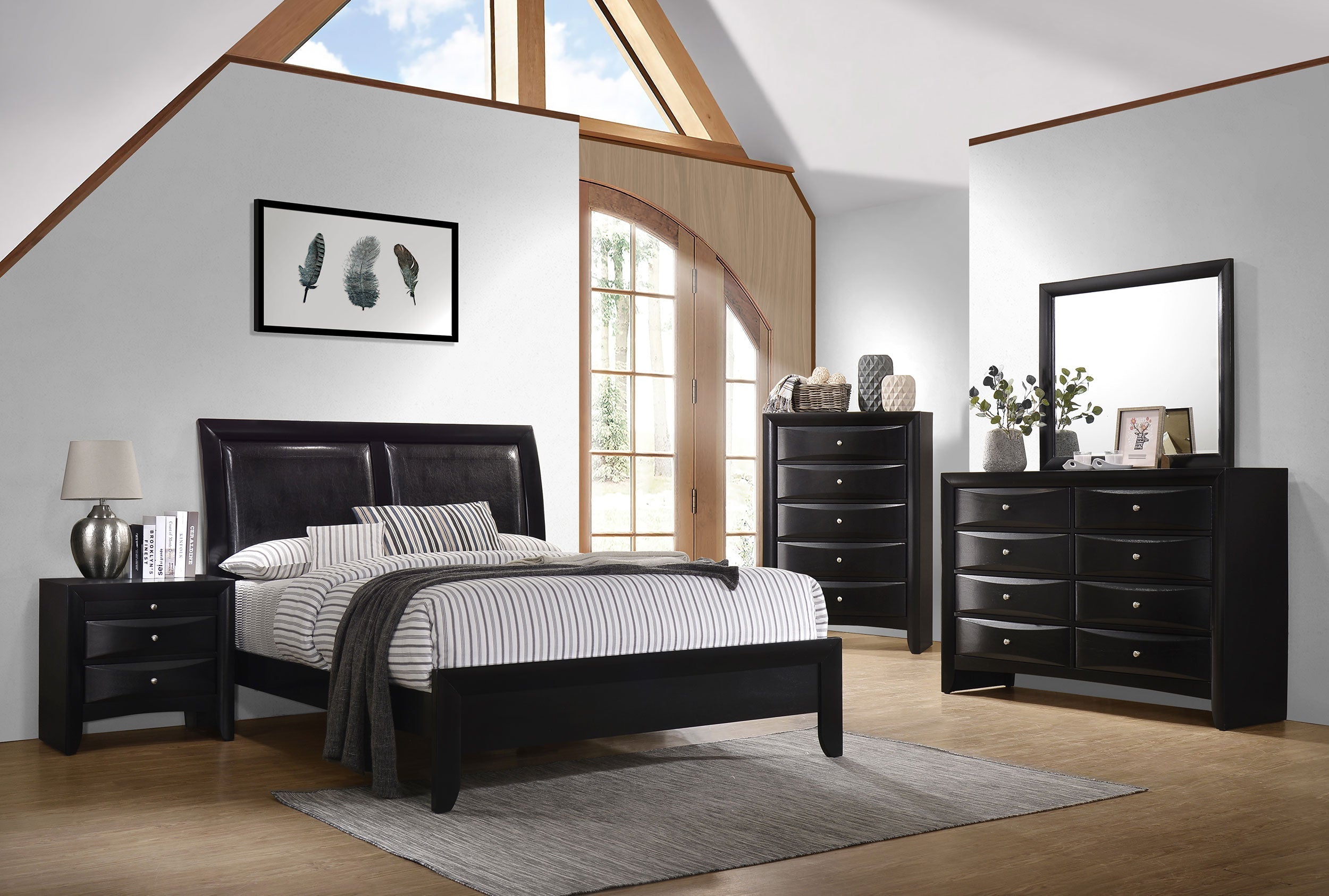 Briana Panel Bedroom Set with Sleigh Headboard Black