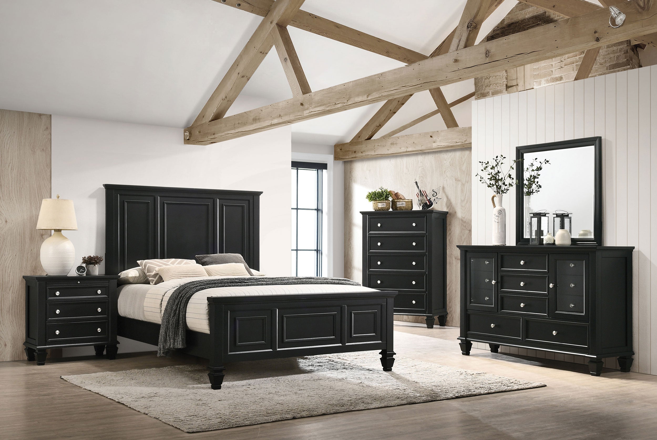 Sandy Beach 4-piece Eastern King Bedroom Set Black