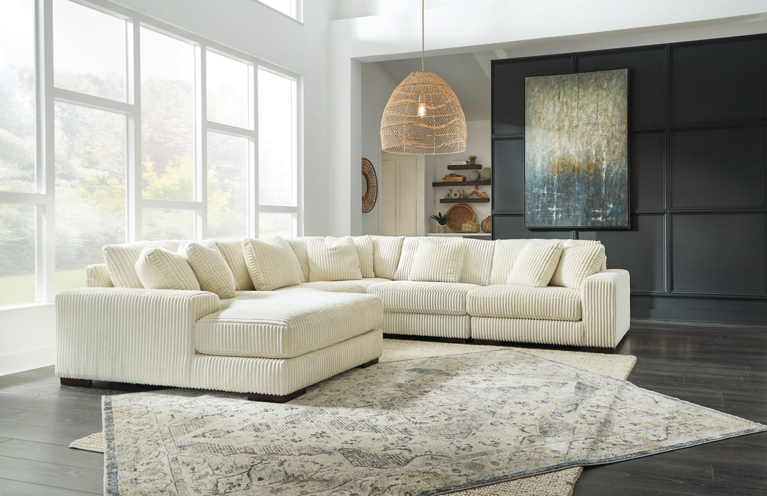 Lindyn Sectional Sofa