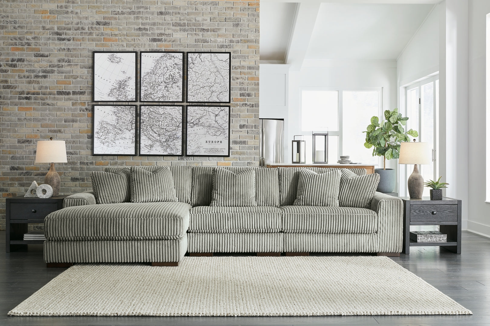 Lindyn 2-Piece Sectional with Ottoman