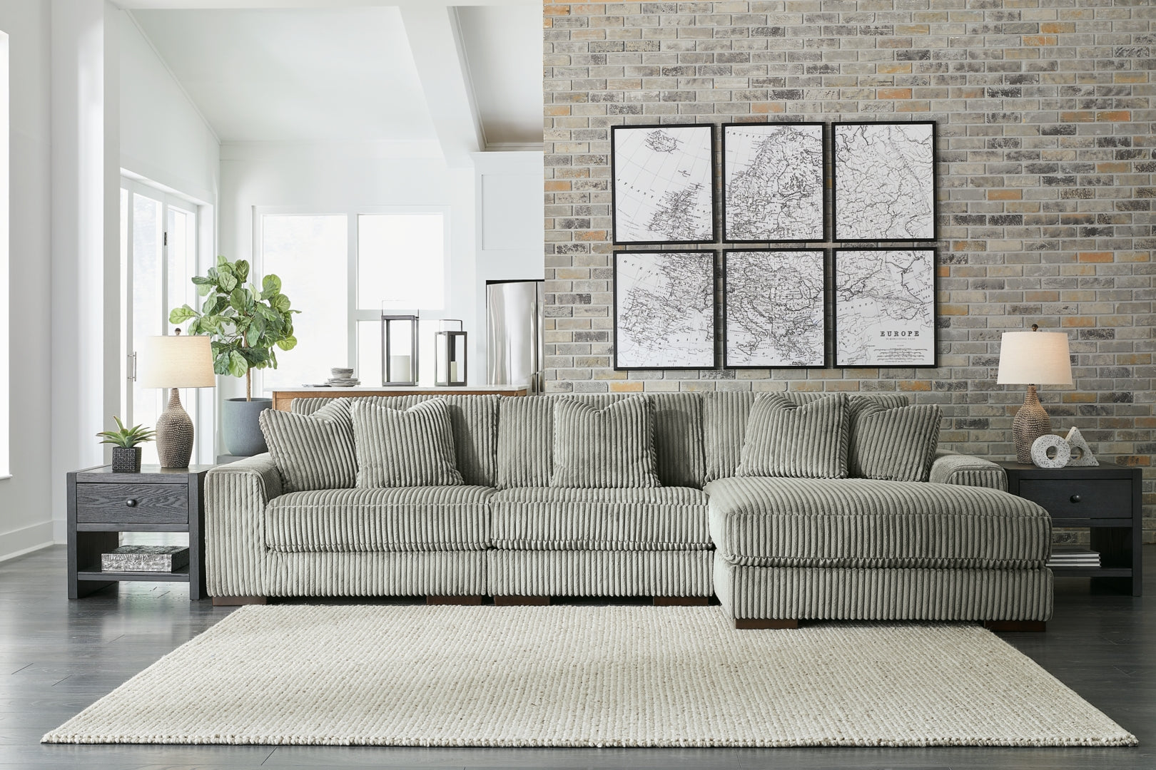 Lindyn 2-Piece Sectional with Ottoman