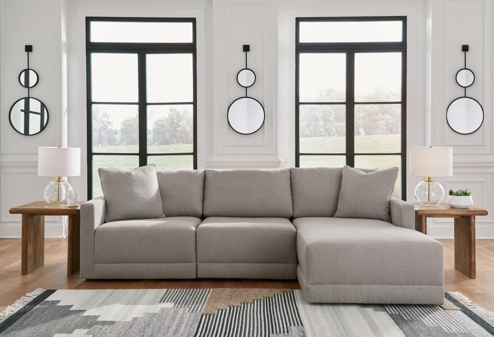 Katany 5-Piece Sectional with Ottoman