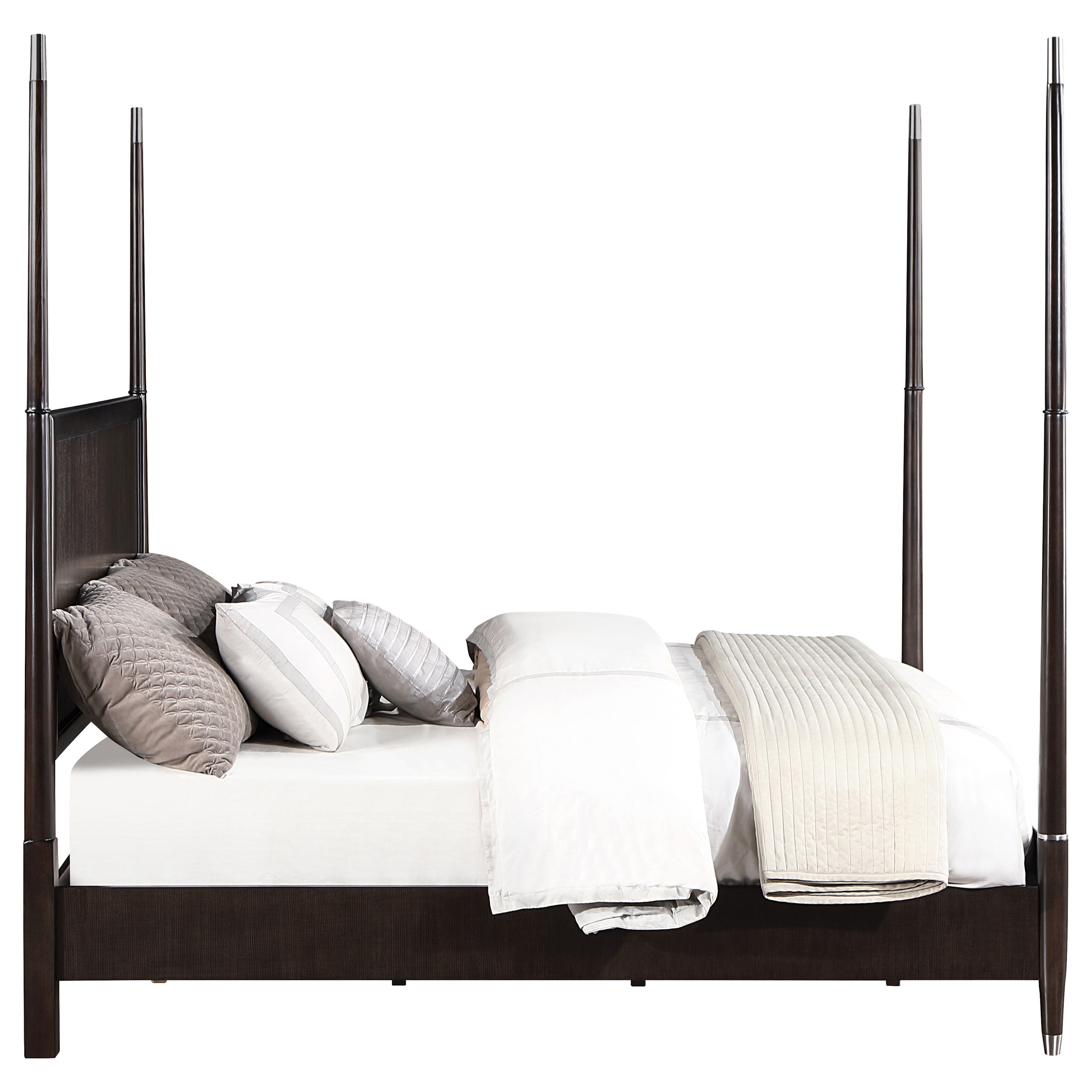 Emberlyn  Poster Bed Brown