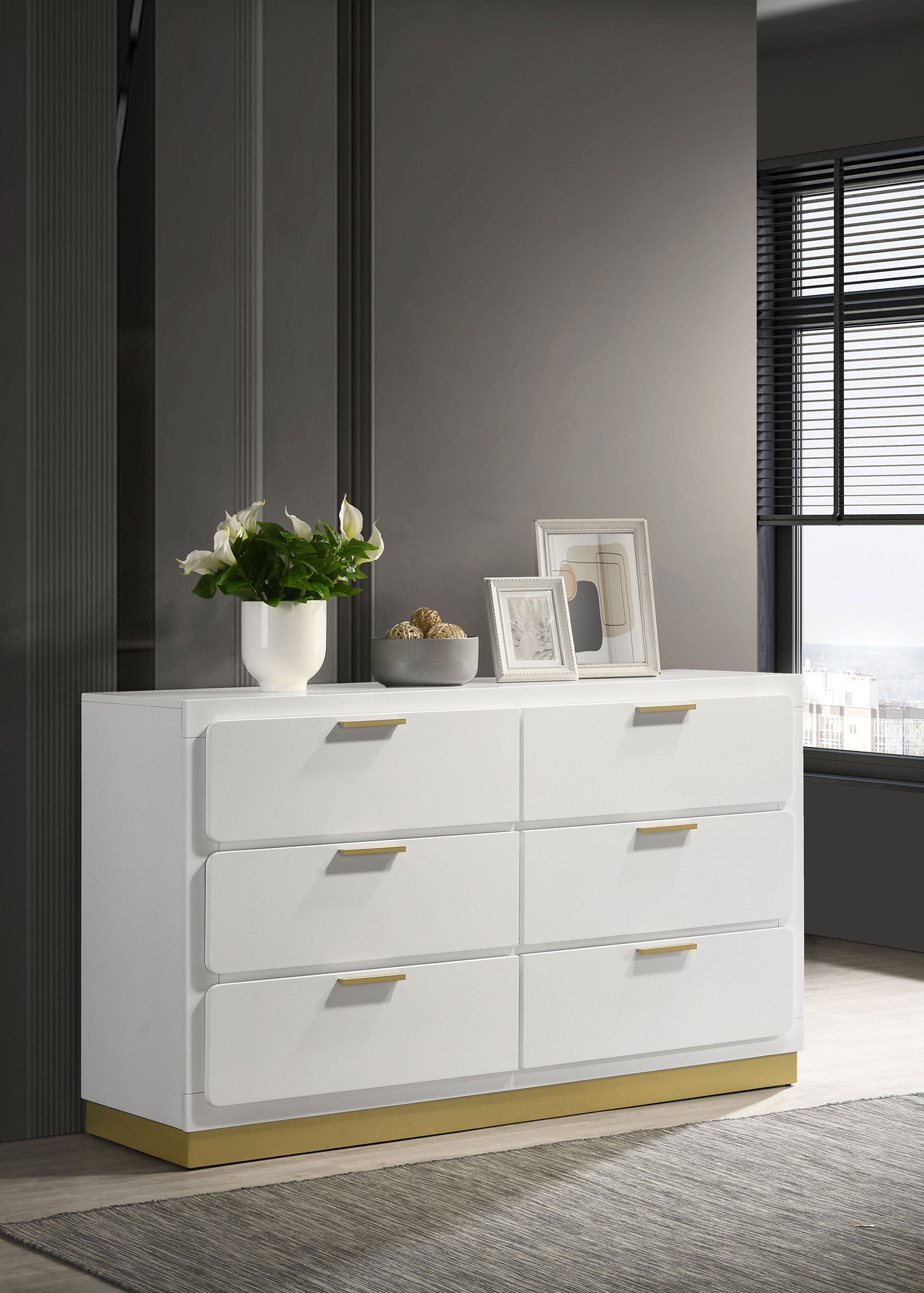 Caraway 6-drawer Bedroom Dresser with Mirror White