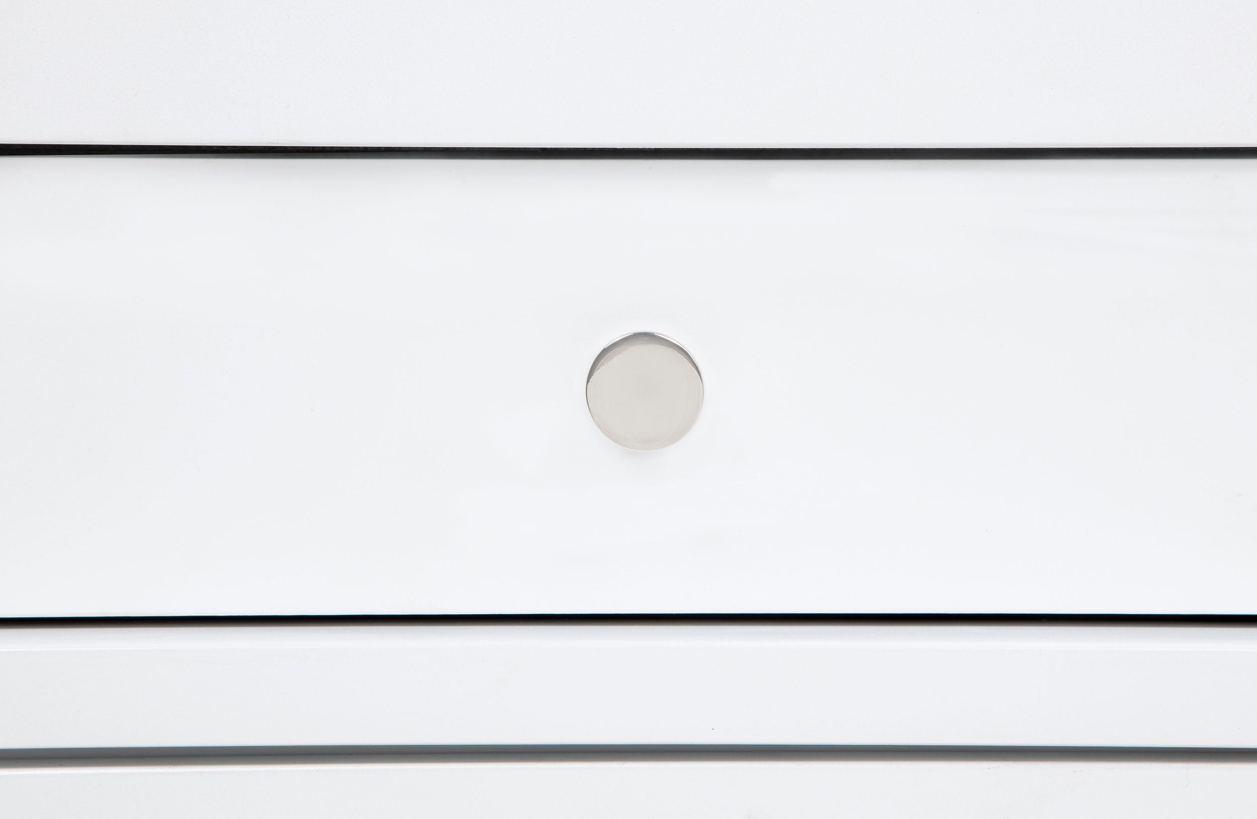 Gracemont 8-drawer Bedroom Dresser Cabinet White