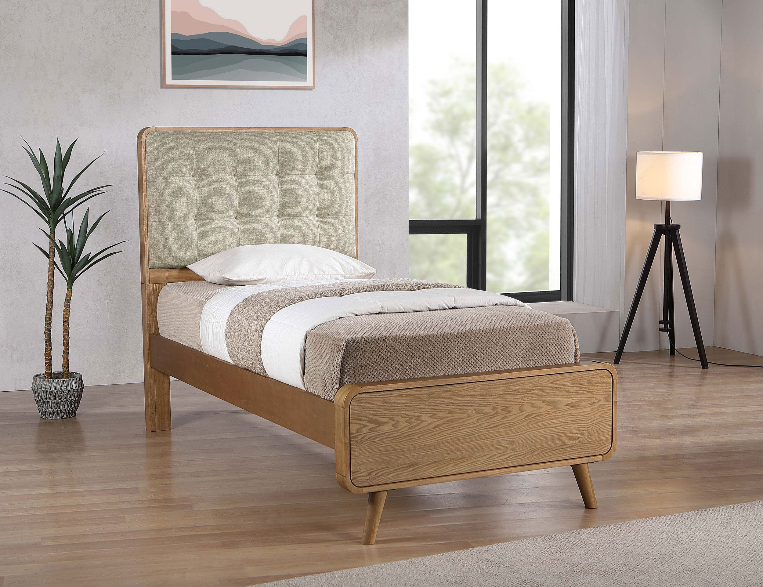 Robyn Wood California King Platform Bed Dark Walnut