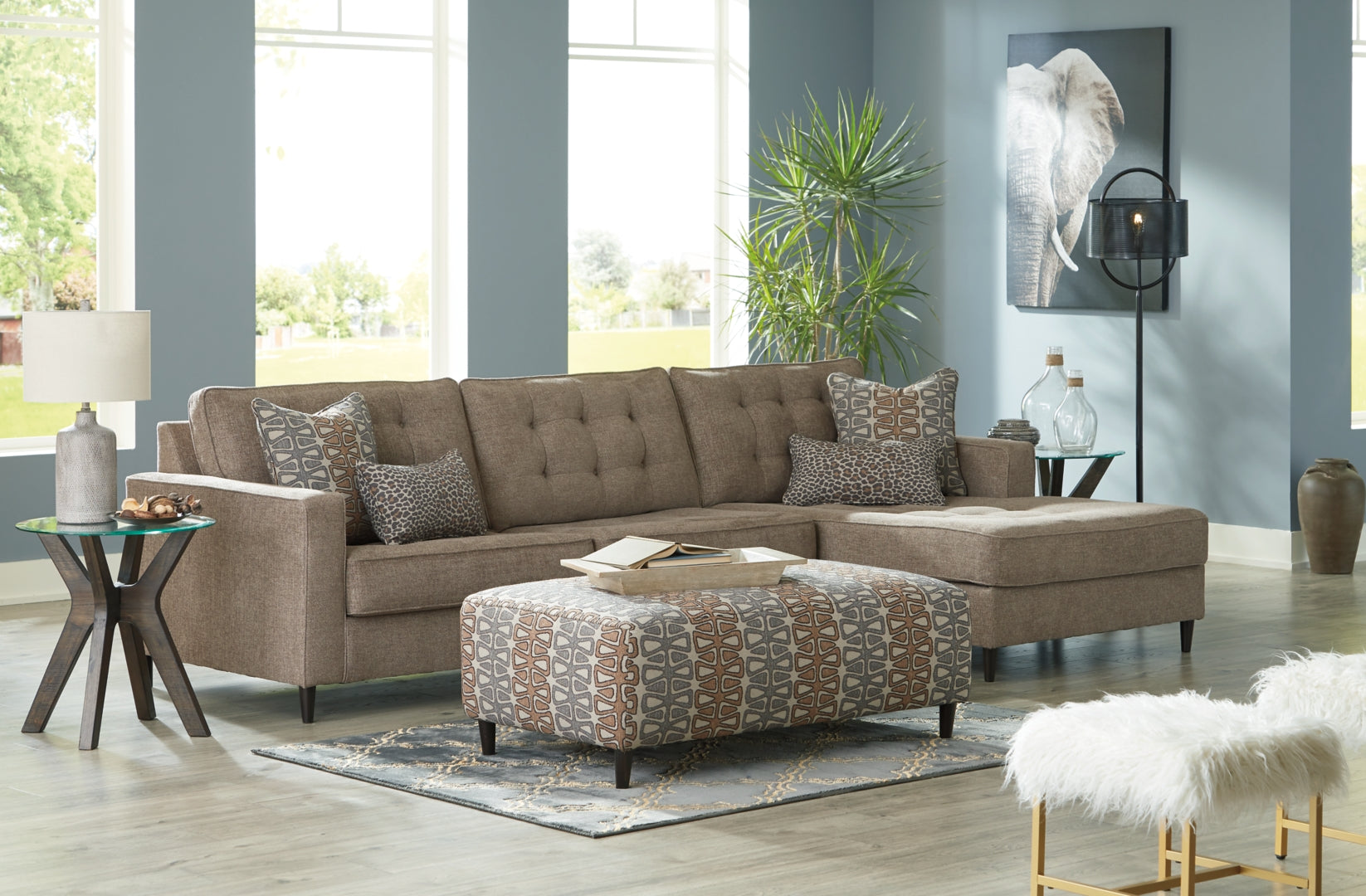 Flintshire 2-Piece Sectional with Chaise