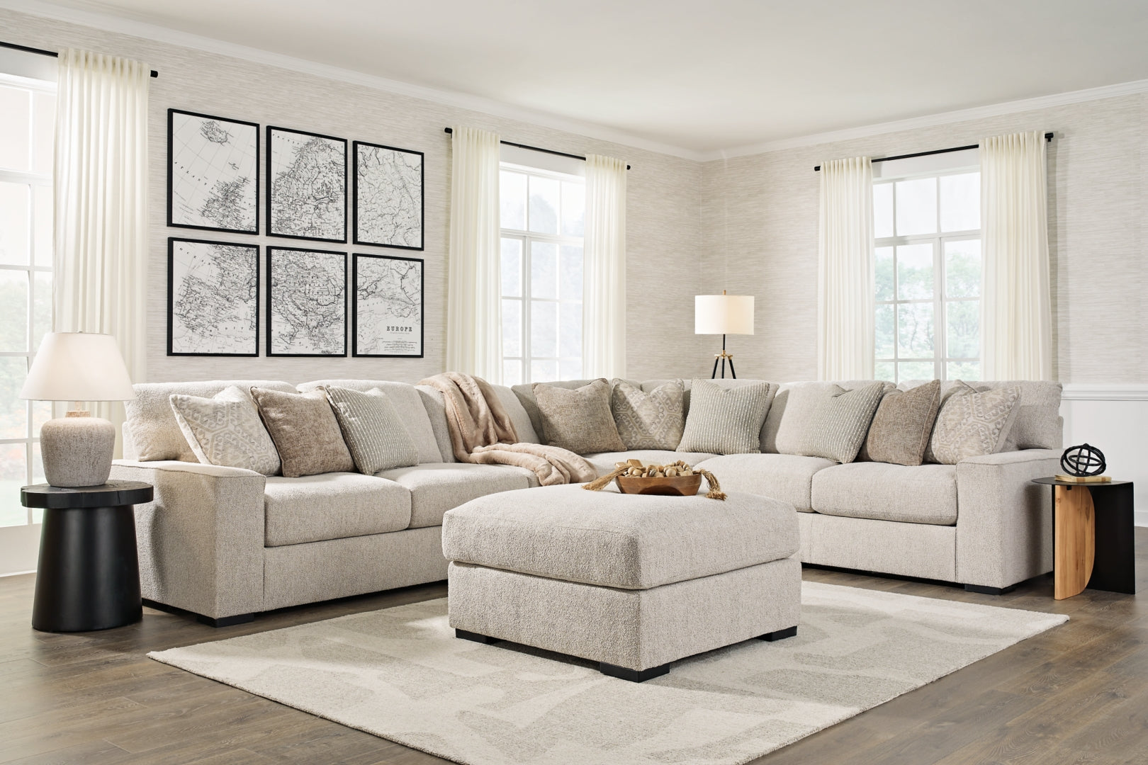 Ballyton 5-Piece Sectional with Ottoman